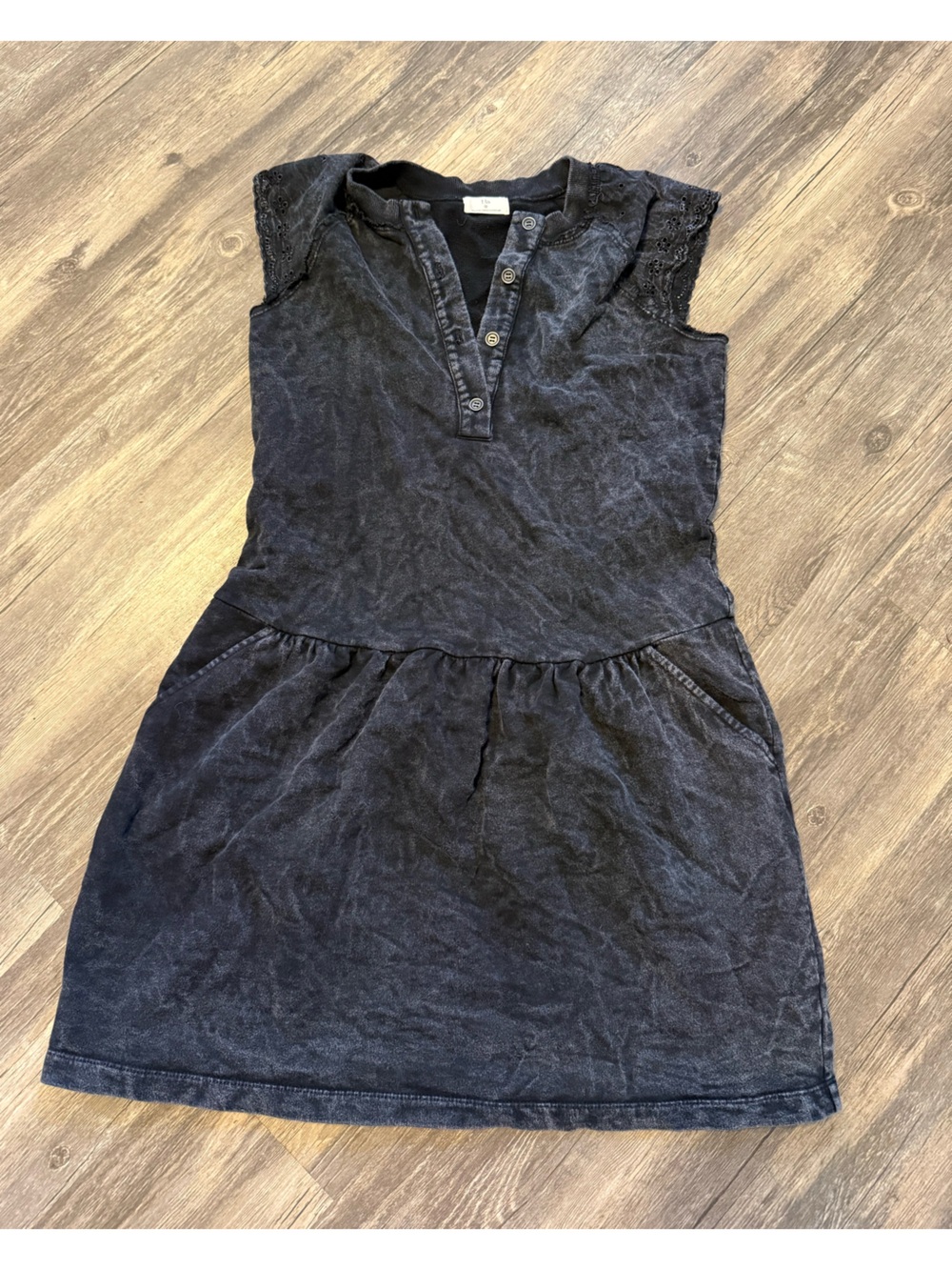 T.La Black Dress

Made in the USA